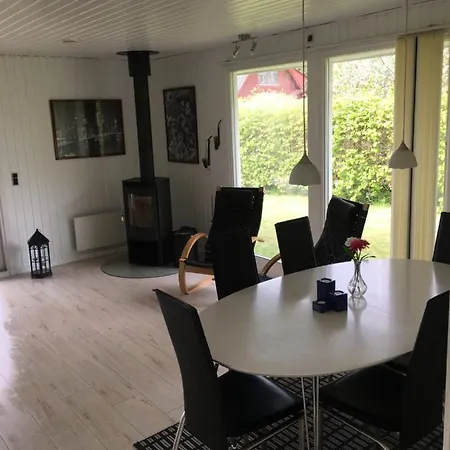 Vakantiehuis Close To Hasmark 150m